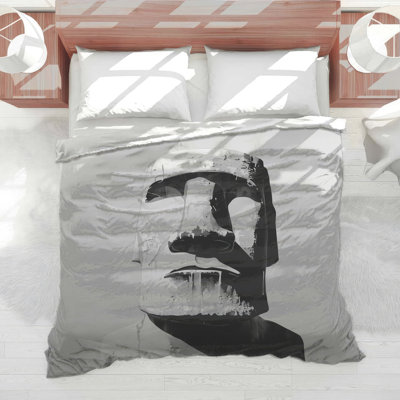 Moai Statue Illustration Comforter