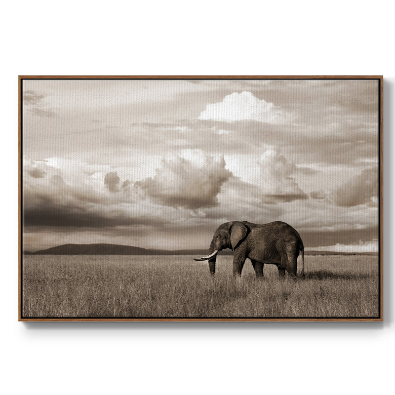 Maasai Majesty sépia, peinture sur toile, H 25 po x l 37 po x P 2 po, Cadre noyer