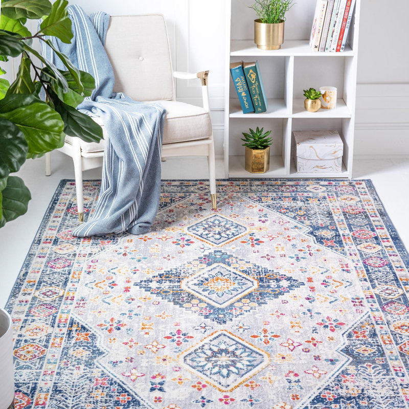 Oriental Indoor Rug, Rectangle 5'1" x 7'10"