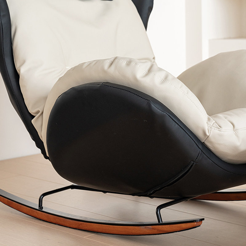 Aldora, Black