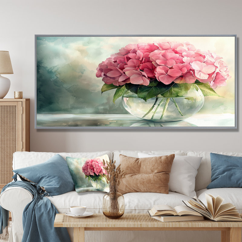 Jacquese Hydrangeas In A Glass Vase I - Hydrangea Wall Art, Argent, H 28 po x l 60 po, Impression encadrée flottante