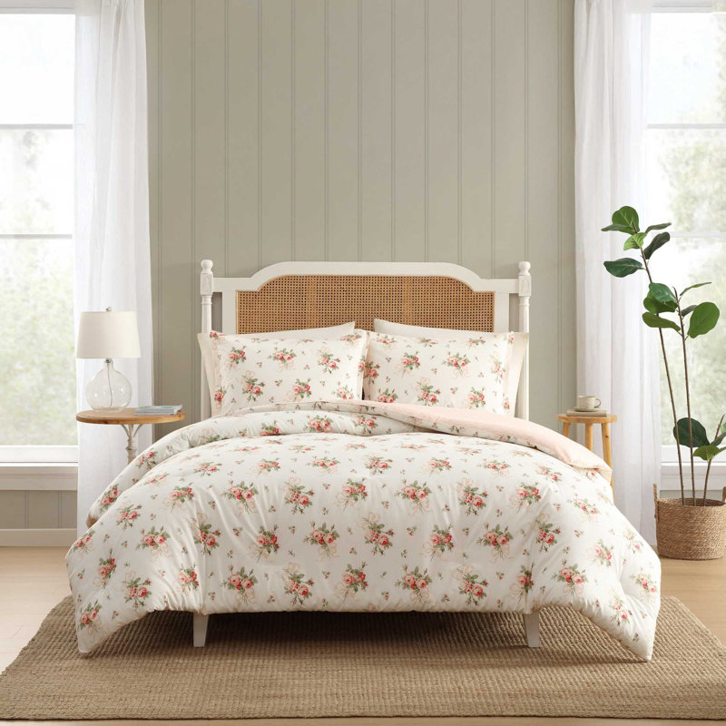 Laura Ashley Ribbon Bouquet Cotton Red Comforter Set, Queen Comforter + 2 Standard Shams