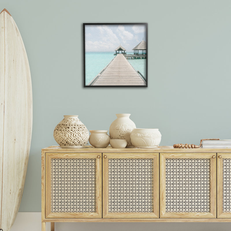 «Tropical Long Pier», estampe numérique encadrée par Noah Bay, Giclée encadrée noir minuit, H 24 po x l 24 po