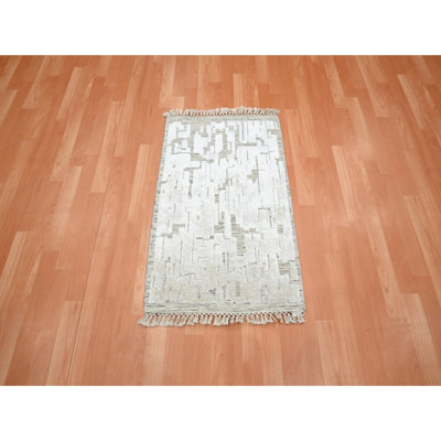 2'x3' Alabaster White, Modern, Hand Knotted, Pure Silk, Textured, Tone on Tone, Sample, Mat, Oriental Rug