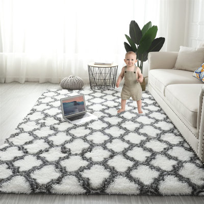 Debose 160cm X 200cm Area Rug