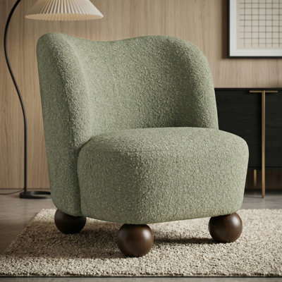 Fauteuil d'appoint à profil bas 28 po avec pieds en forme de boule en bois naturel sculpté et silhouette arrondie, pour le salon et la chambre à coucher, vert