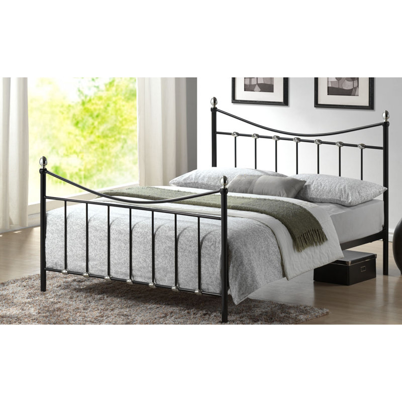 Metal Bed, Kingsize (5')