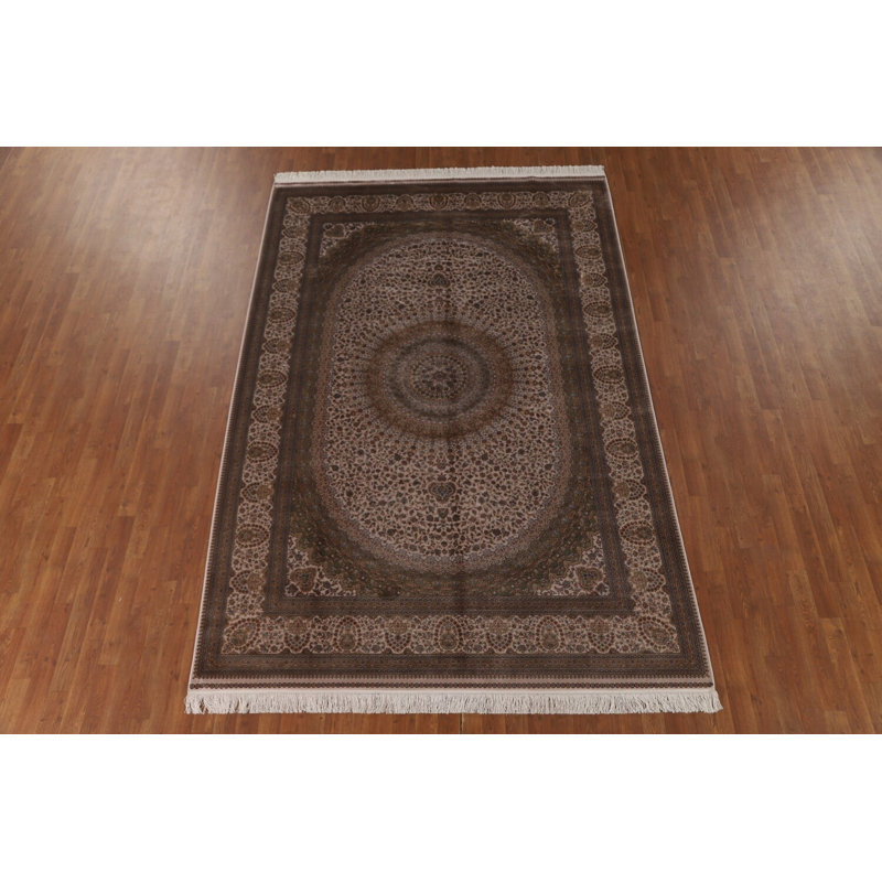 Tapis traditionnel floral 7 x 10