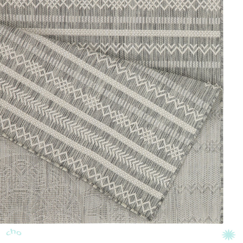 Tapis intérieur / extérieur 7 pi 10 po x 10 pi 3 po