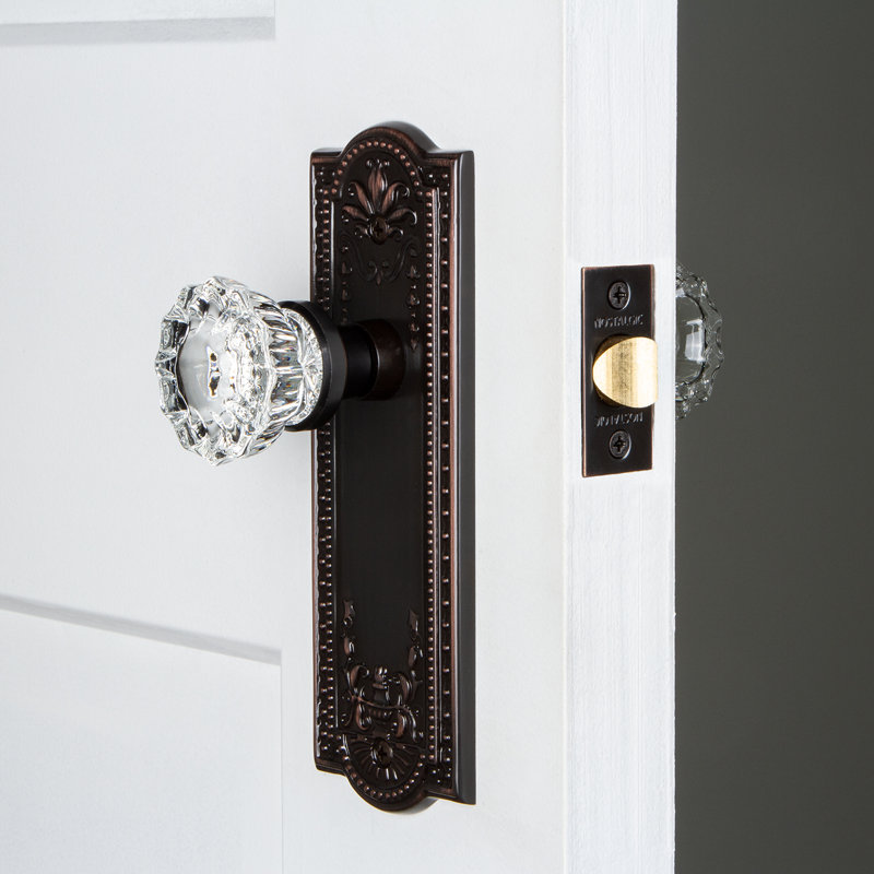 Meadows Plate with Crystal Door Knob, Timeless Bronze, 2.375"
