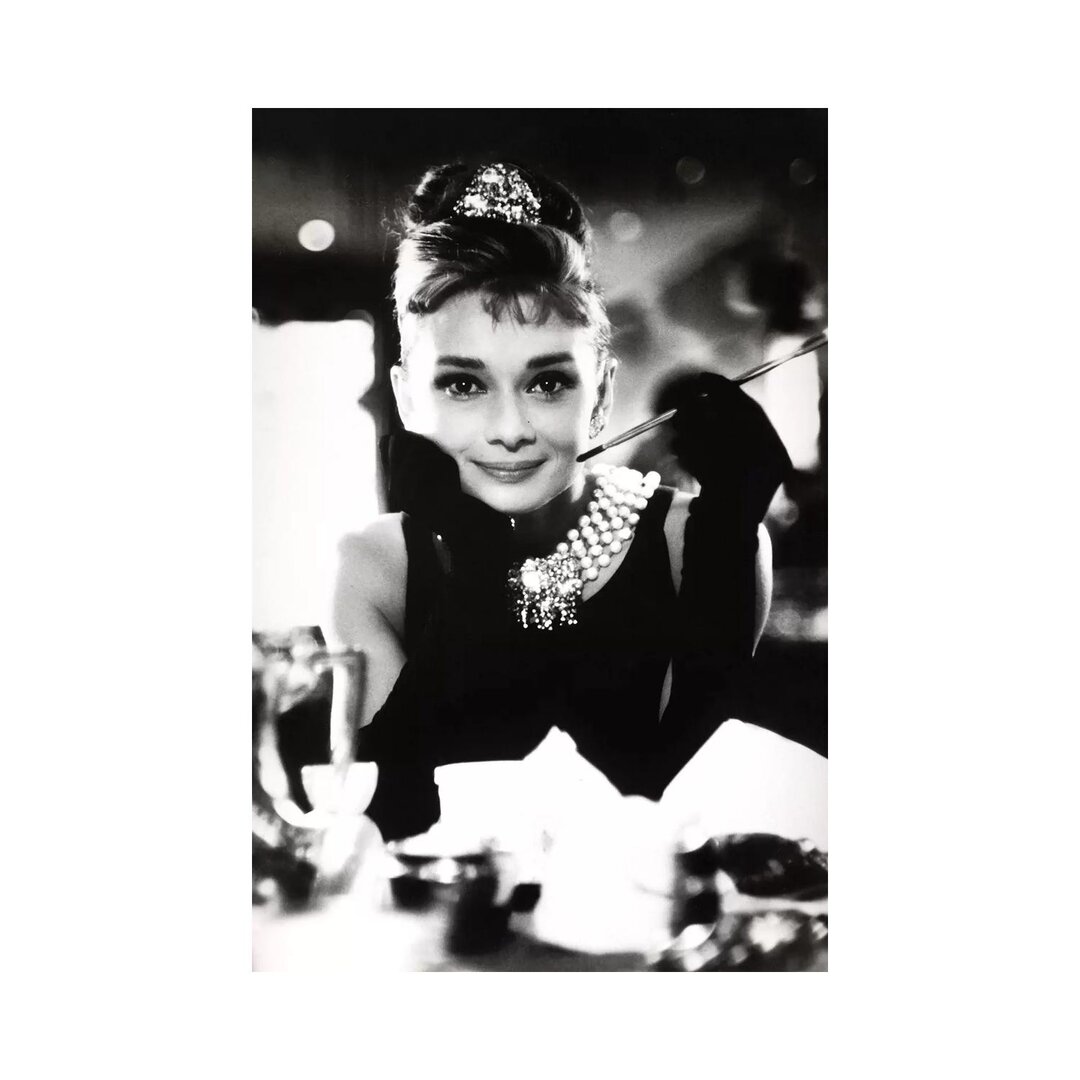 Leinwandbild - Fotografie „A Smiling Audrey Hepburn” von Radio Days