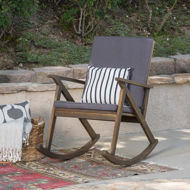 Chaise berçante pour l'extérieur