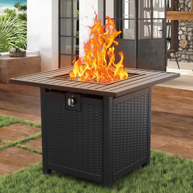 Table de foyer d'extérieur au propane en métal H 25 po x l 30 po 50 000 MAIS avec couvercle et couvercle