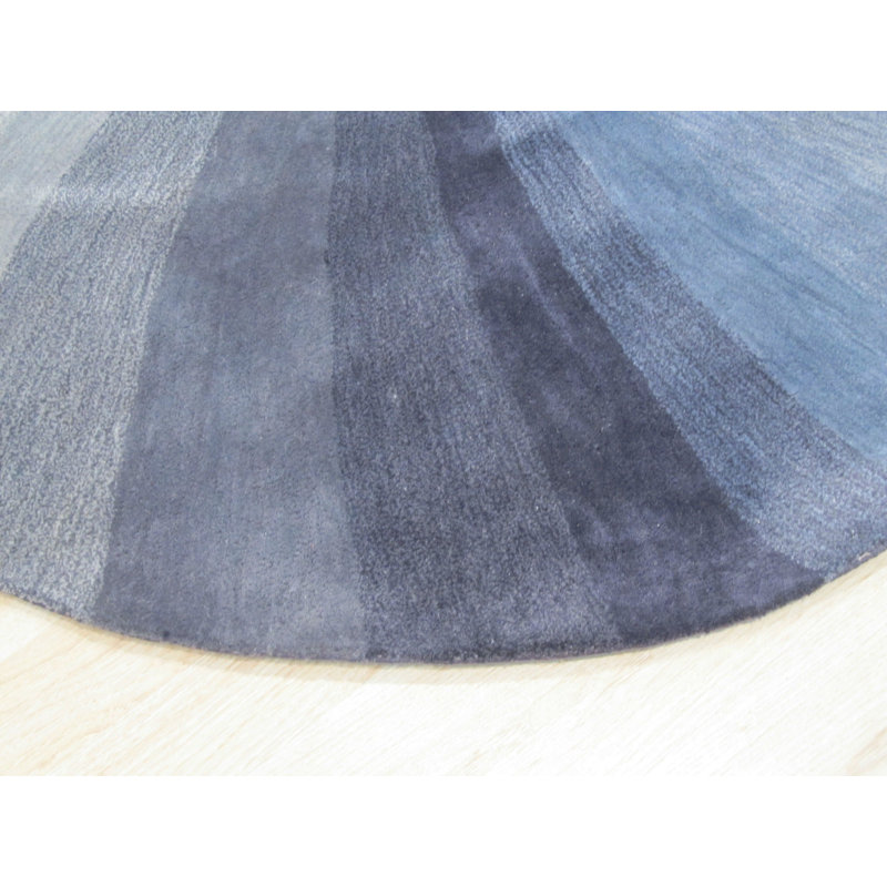 Hand Tufted Wool Area Rug in Blue, 5' x 8'