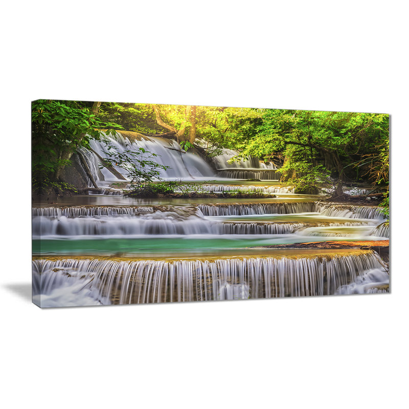 « tranquil erawan cascade », reproduction de photo sur toile, H 8 po x l 12 po x P 1 po