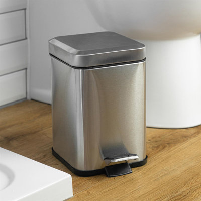 Harbour Housewares 3L Square Bathroom Pedal Bin