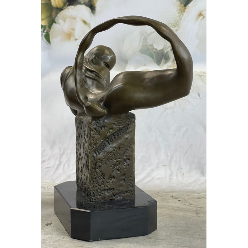 Figurines et sculptures Aive
