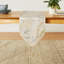 Chemin de table abstrait-425101275-425101274