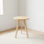 Table d'appoint ronde avec structure en bois