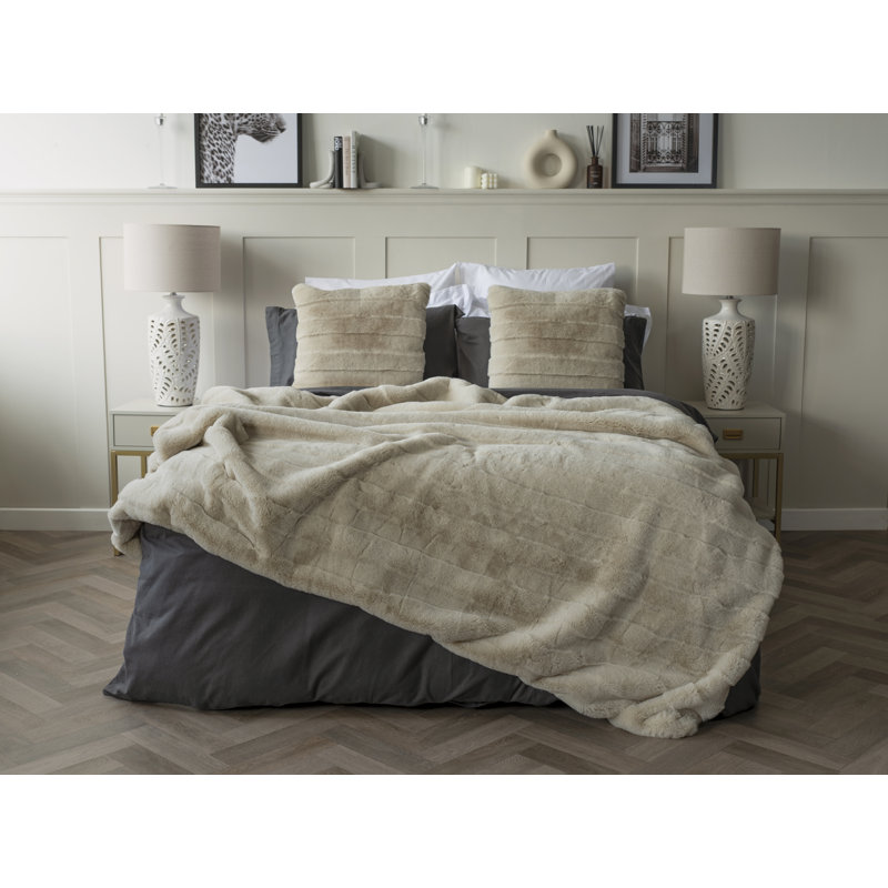 Alaska Throw Blanket, Cream