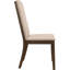 De 2 chaises de salle à manger, rembourrage en tissu latte, structure en noyer moyen, chaise classique en sergé 2, base, conception gracieuse