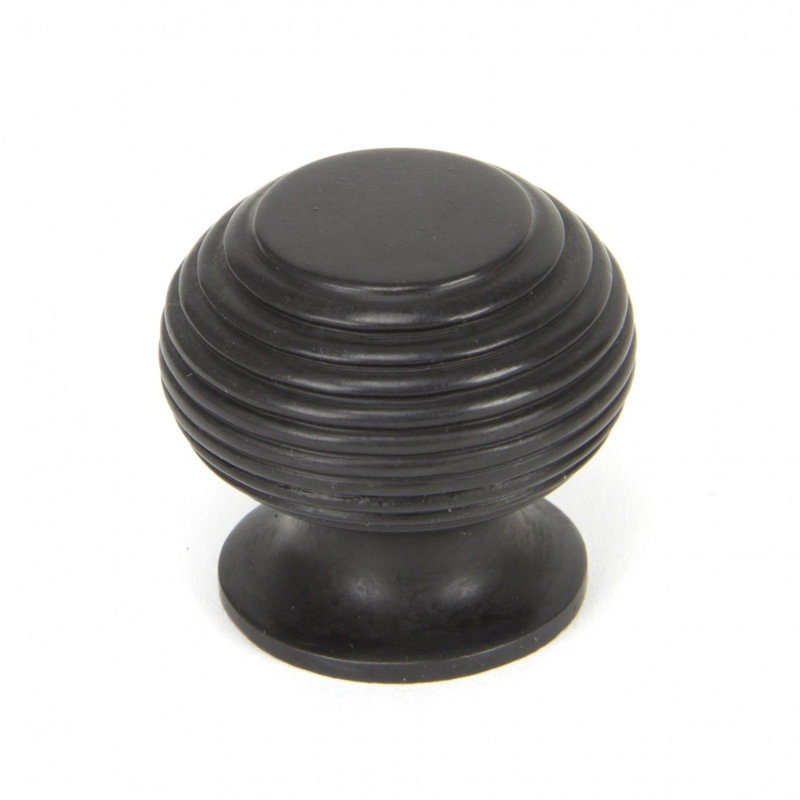 Beehive 30mm Diameter Round Knob, Aged Bronze