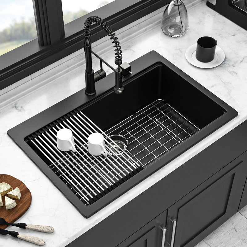 Évier de cuisine encastré 33 po x 22 po en quartz noir, quartz haut de gamme, surface épaisse et résistante, protège les mains et est livré avec les accessoires d'installation.
