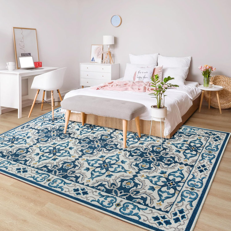 Luna Traditional Pattern Printed Area Rug - Soft, Low-Pile Rug for Living Room & Bedroom, Rectangle 120 x 170 cm