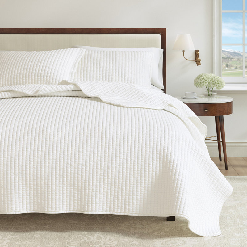 Twin White Microfiber Channel Stitch Quilt Set with Shams