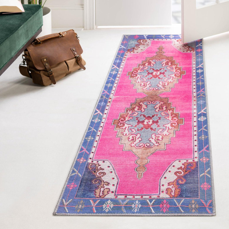 Tapis traditionnel d'Oppie fuchsia / violet, Tapis de couloir 2 pi x 7 pi 10 po