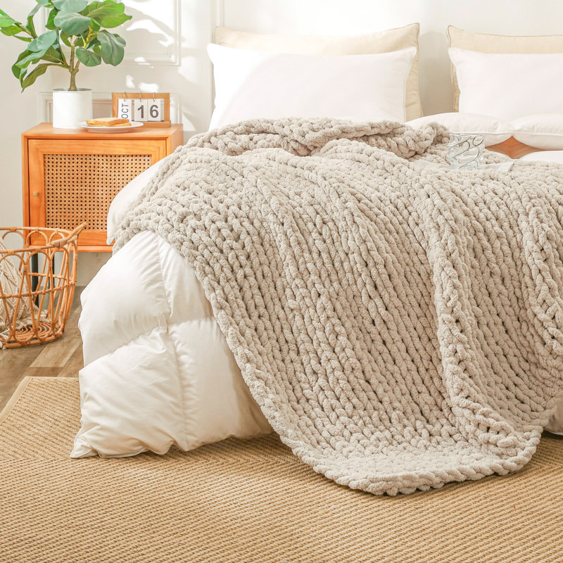 Jeté en chenille épais et tricoté à la main, gris