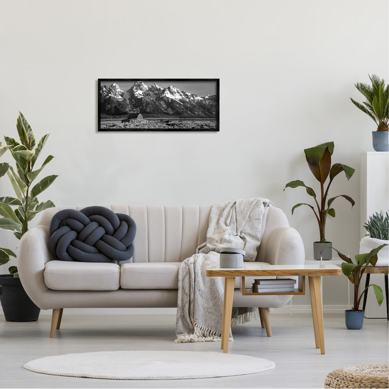 «Farm», impression sur bois, par Steve Toole, H 13 po x l 30 po x P 1,5 po, Giclée encadrée noir minuit