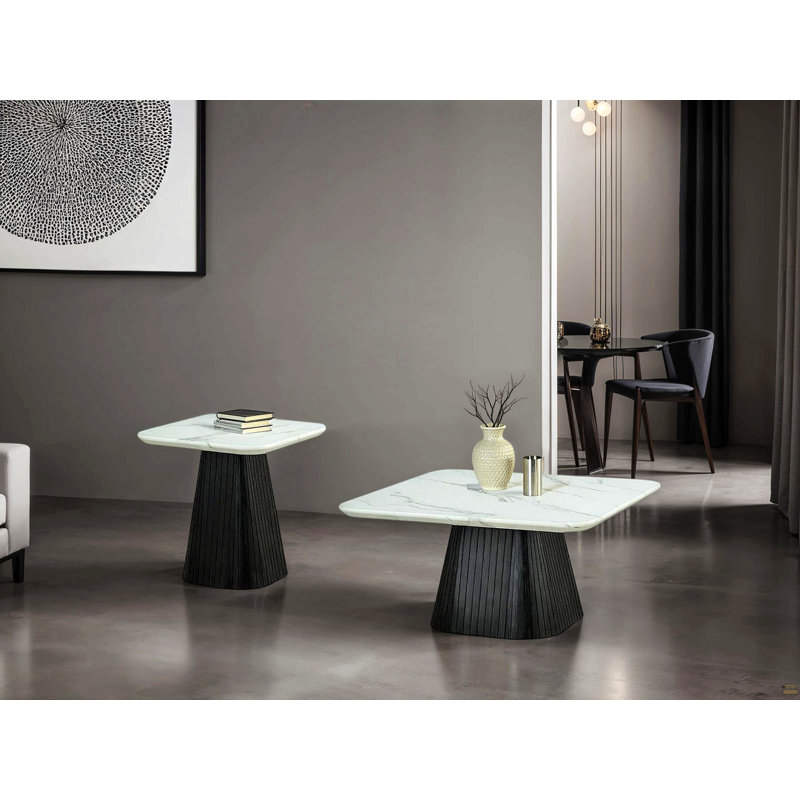 Table basse carrée