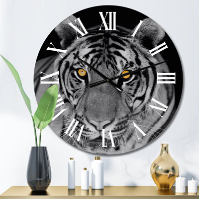 Horloge murale surdimensionnée