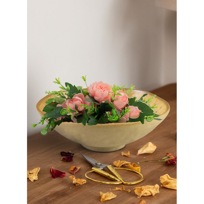 Bol en céramique beige Serene Spaces Living, H 2,5 po x l 7 po x P 7 po