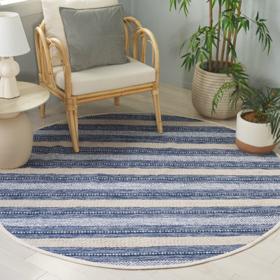 Tapis bleu marine / ivoire Lynndyl 976