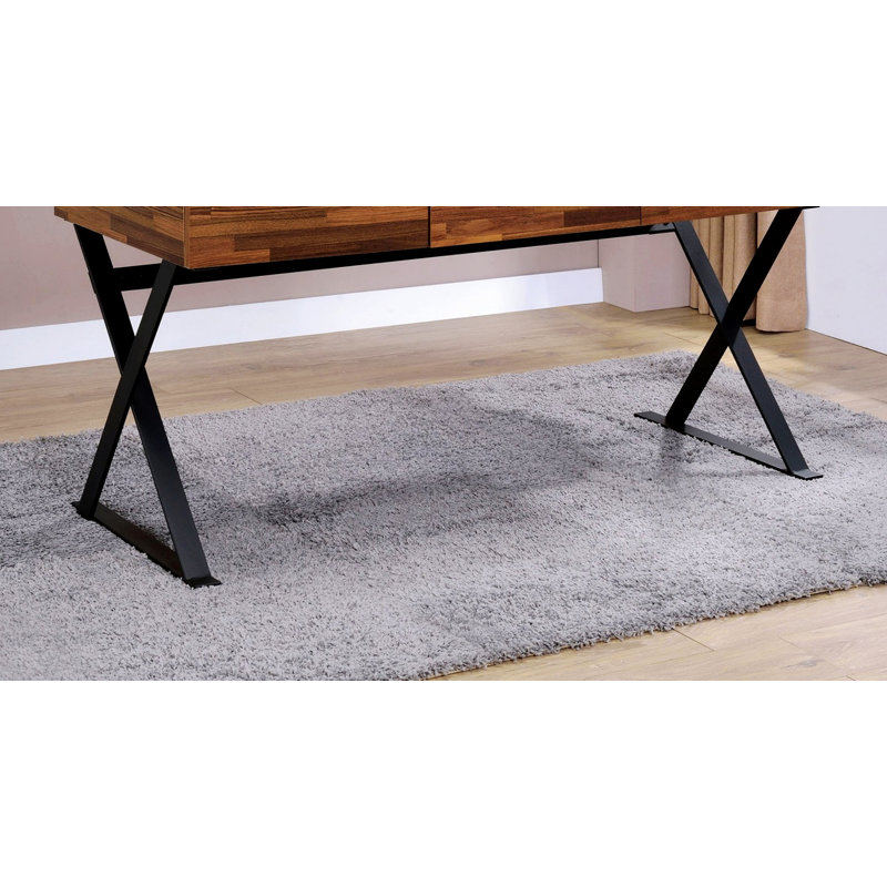 Bureau d'ordinateur industriel avec trois tiroirs de rangement et pieds en X