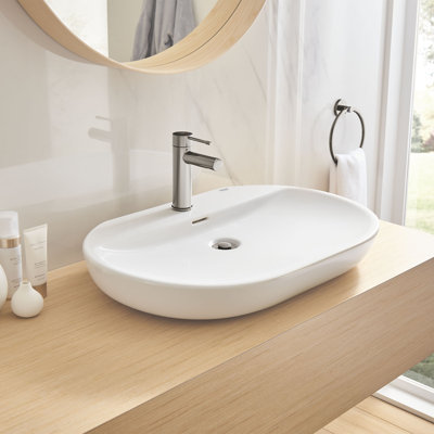 Lavabo de salle de bain mural ovale blanc avec trop-plein Essence