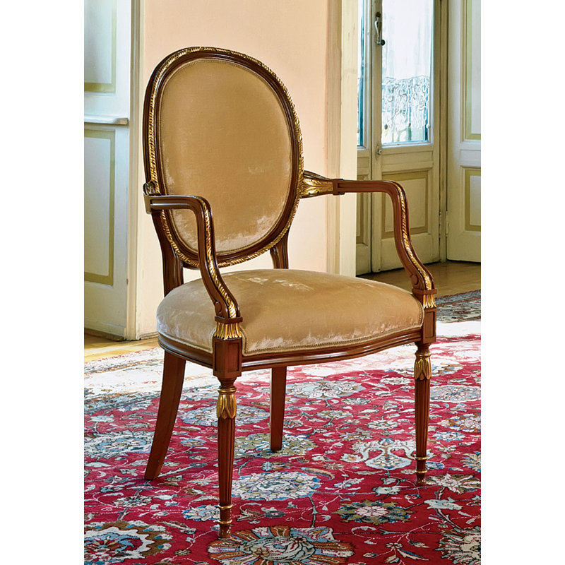 Chaise avec accoudoirs rembourrée en brun