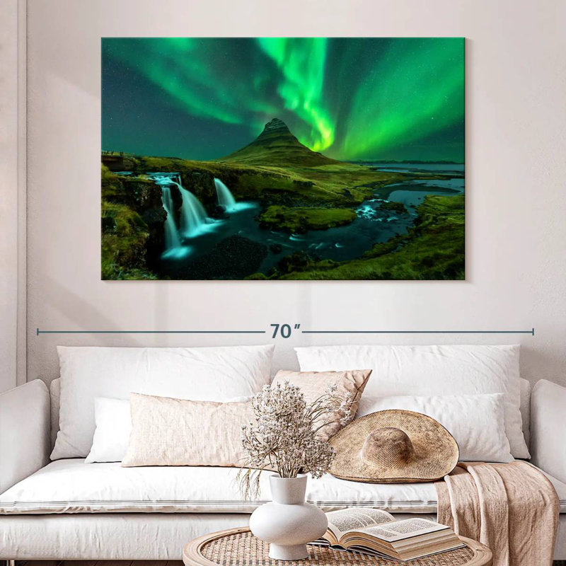 Alvord Kirkjufellsfoss Northern Lights, H 34 po x l 51 po