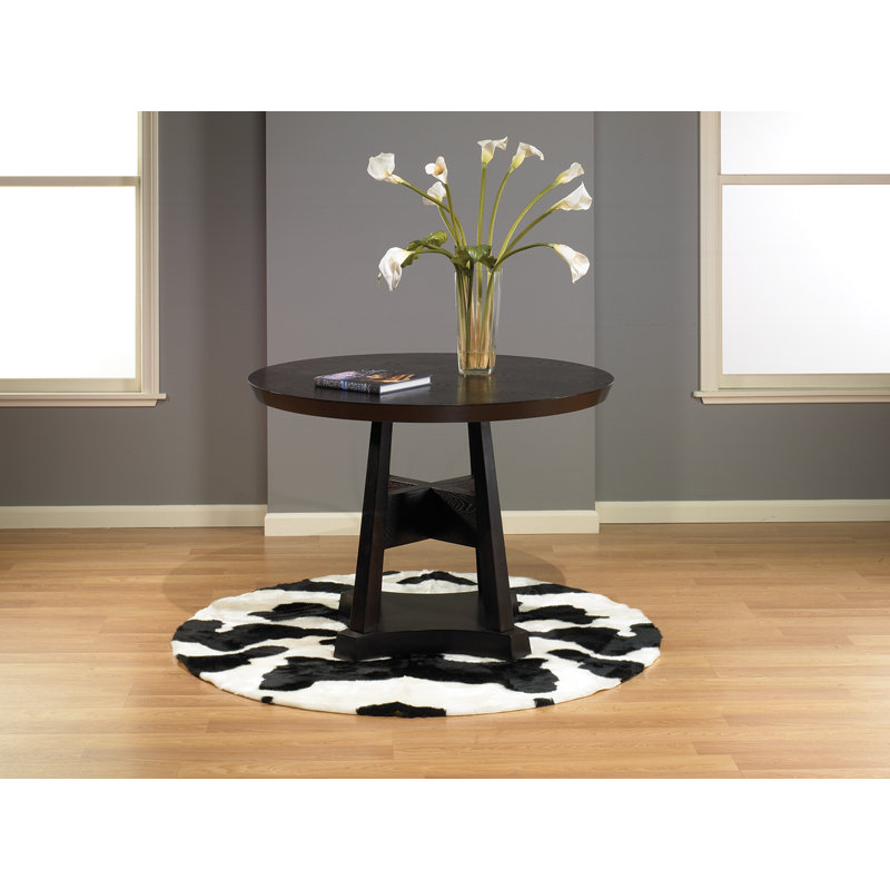 Cow Faux Fur Washable Area Rug, Round 4'7"