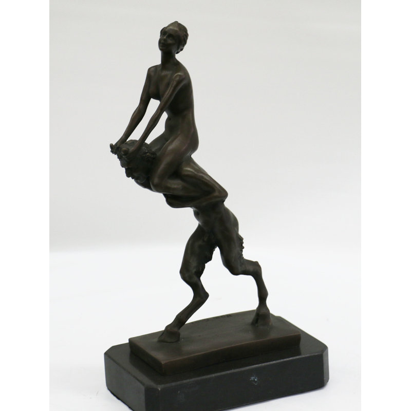 Baigh Figurines & Sculptures