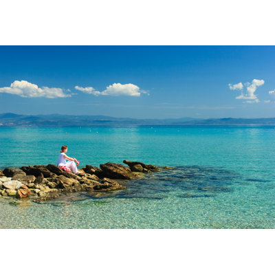 «Woman on Ocean» par Naumoid - photographie sur toile tendue