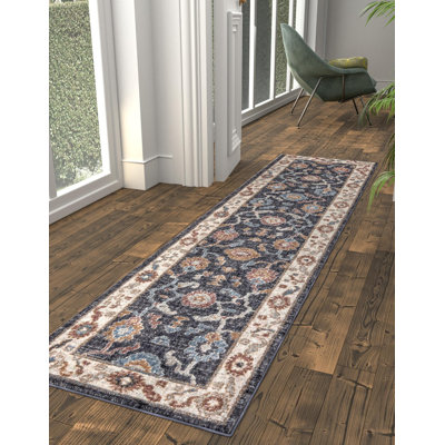 Policarpio Oriental Indoor Rug