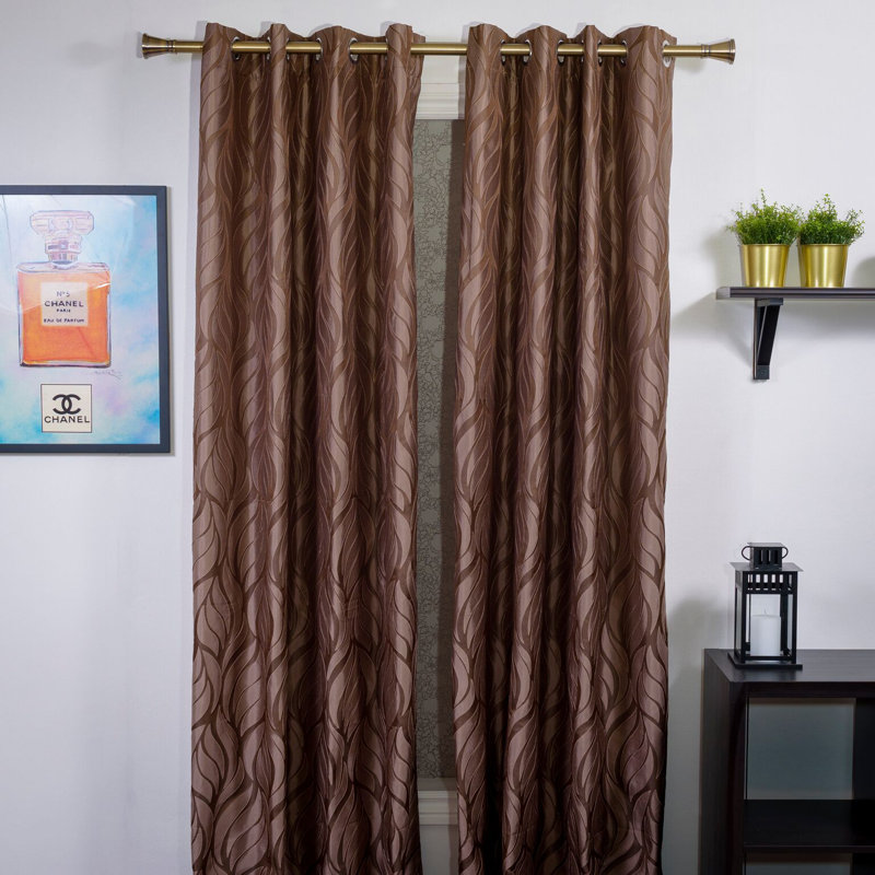 Durand Single Curtain Rod, Antique, 3.5" H x 72" W x 5.25" D