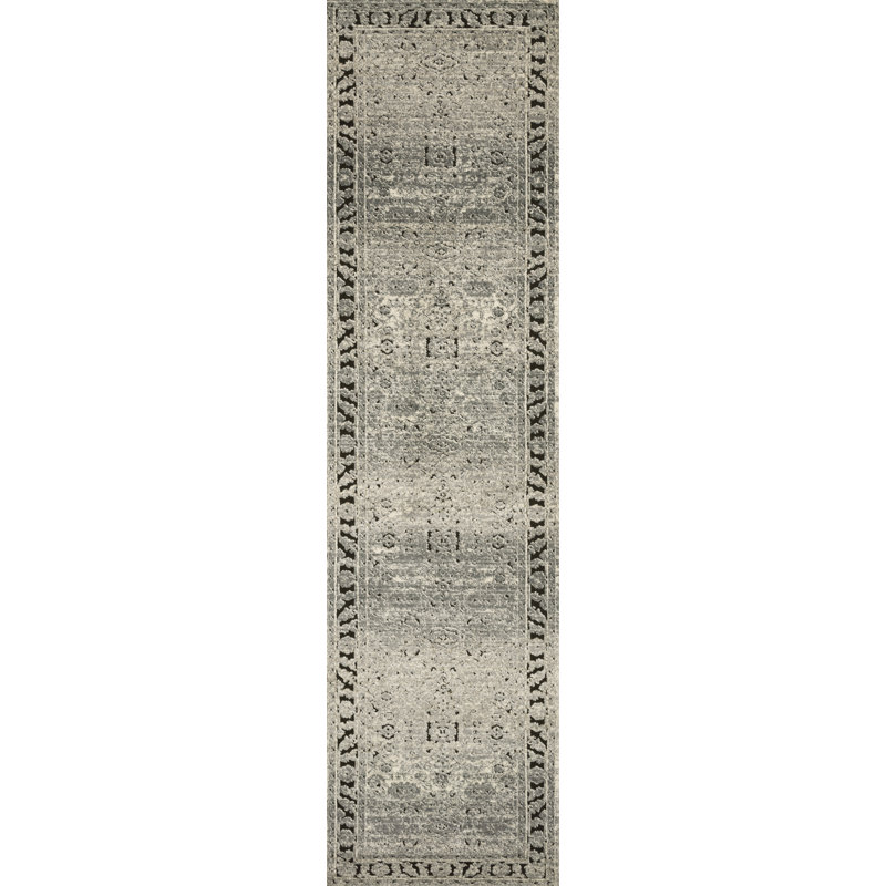Mahfuze Oriental Indoor Rug, Runner 2'8" x 10'6"