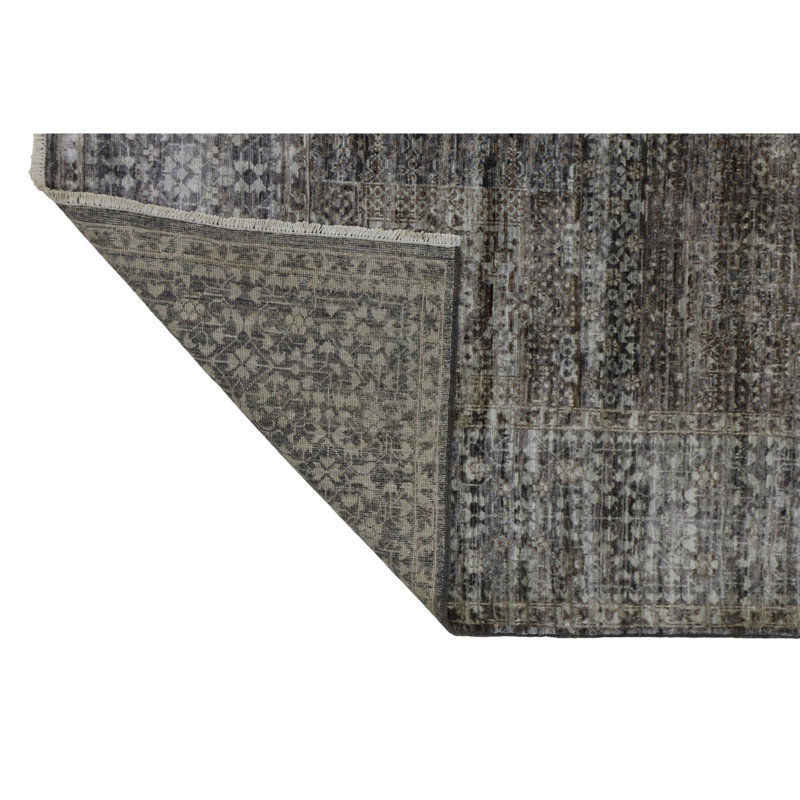 Hand Knotted Wool Area Rug in Gray, Rectangle 5'9" x 8'10"