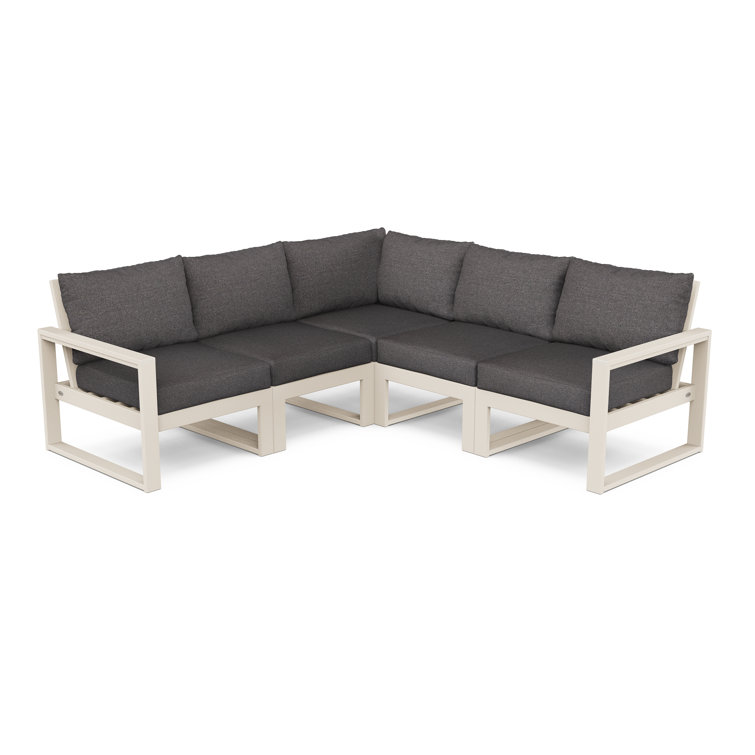 EDGE 5 - Person Seating Group with Cushions