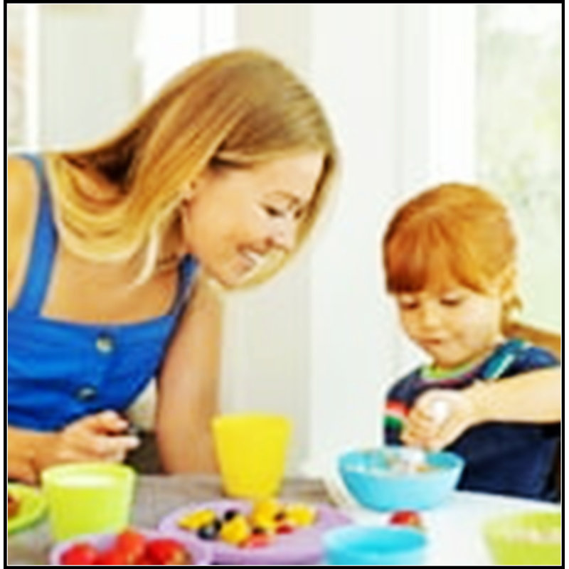 Ensemble repas 12 pièces pour tout-petits - sans BPA, durable, empilable, assiettes, bols et tasses multicolores pour des repas sûrs et amusants
