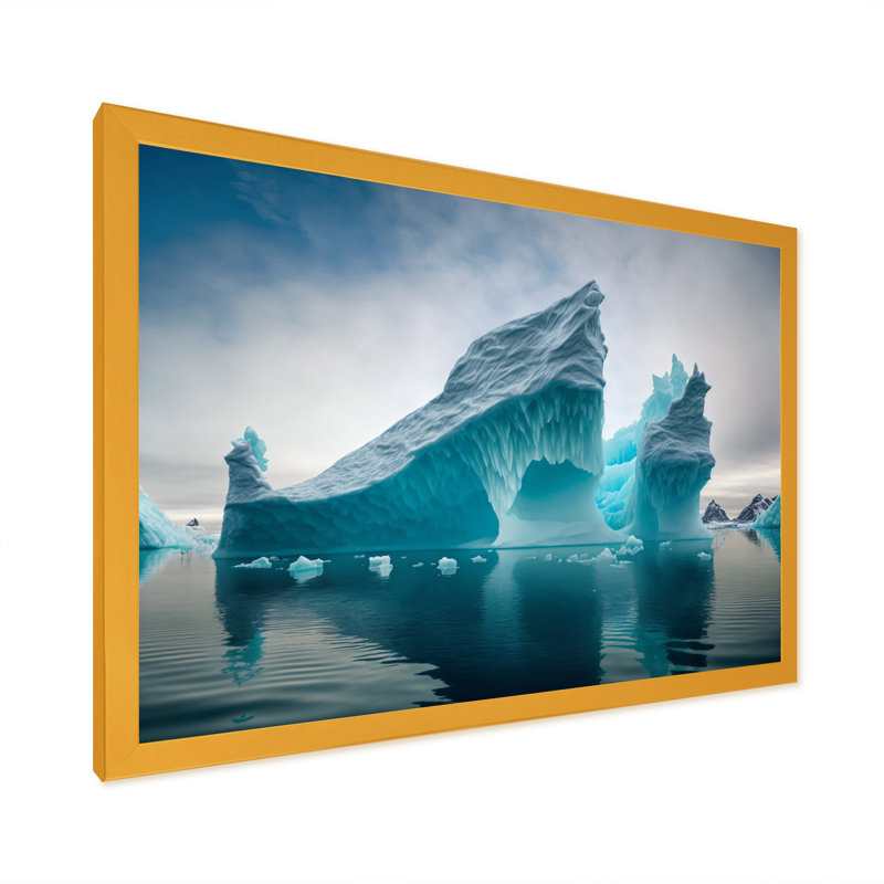 «Northberg Blue and White Iceberg V», reproduction sur toile, H 34 po x l 44 po x P 1,5 po, Encadrement doré